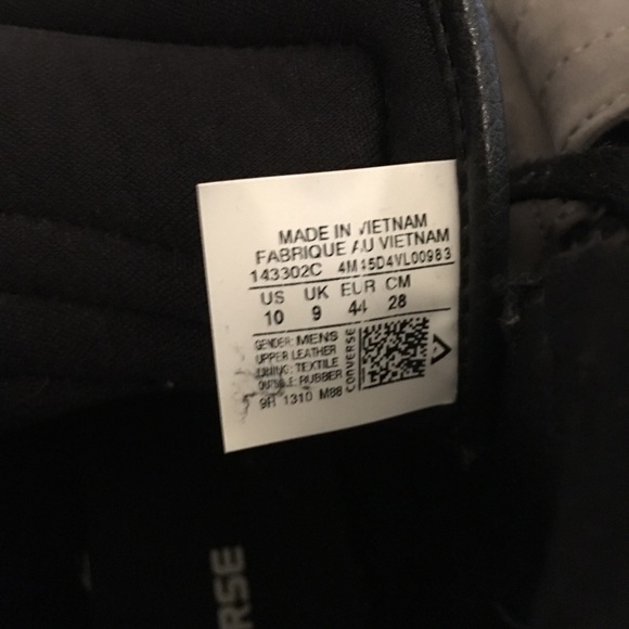 Men’s gray suede converse with flaw (see pics) - Picture 5 of 5